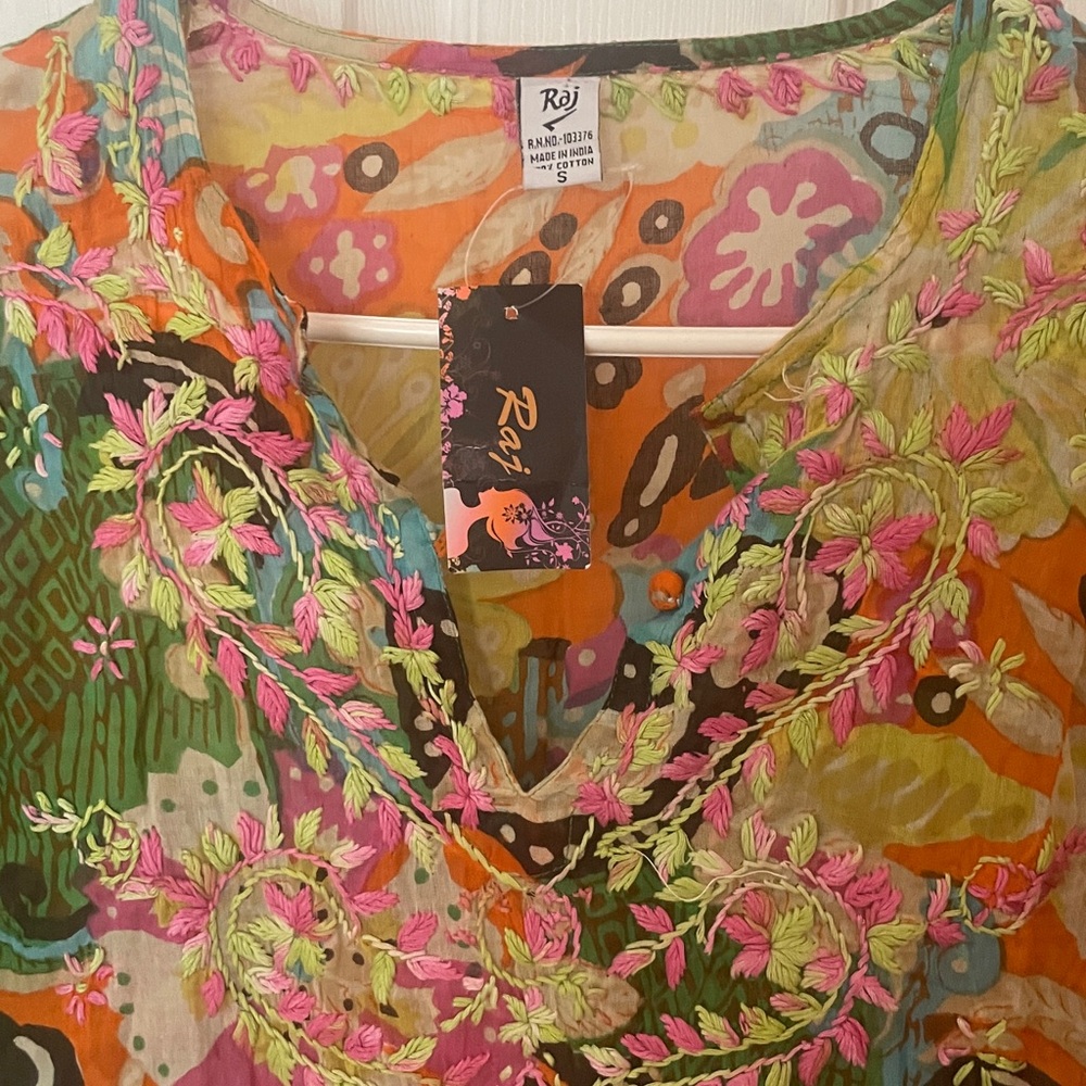 Raj NWT boho chic beautiful!! Orange Paisley Embroidered Tunic